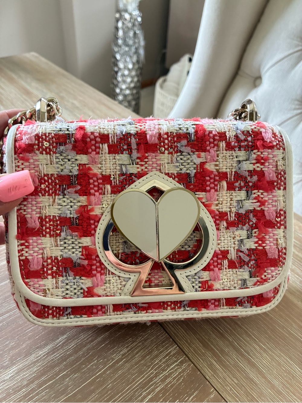 NEW, GORGEOUS KATE SPADE BAG! The heart turns to open! ♠️♠️ - Picture 11 of 14